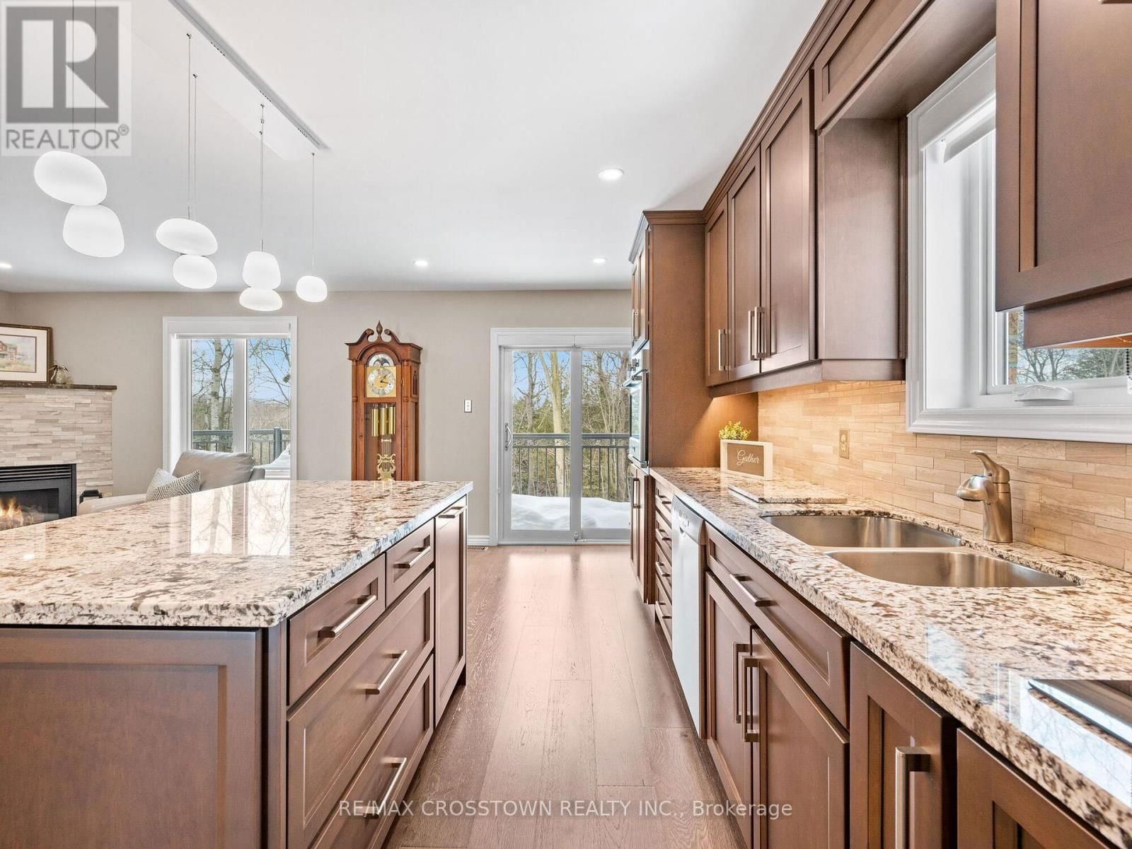 20 VALEWOOD DRIVE Image 14