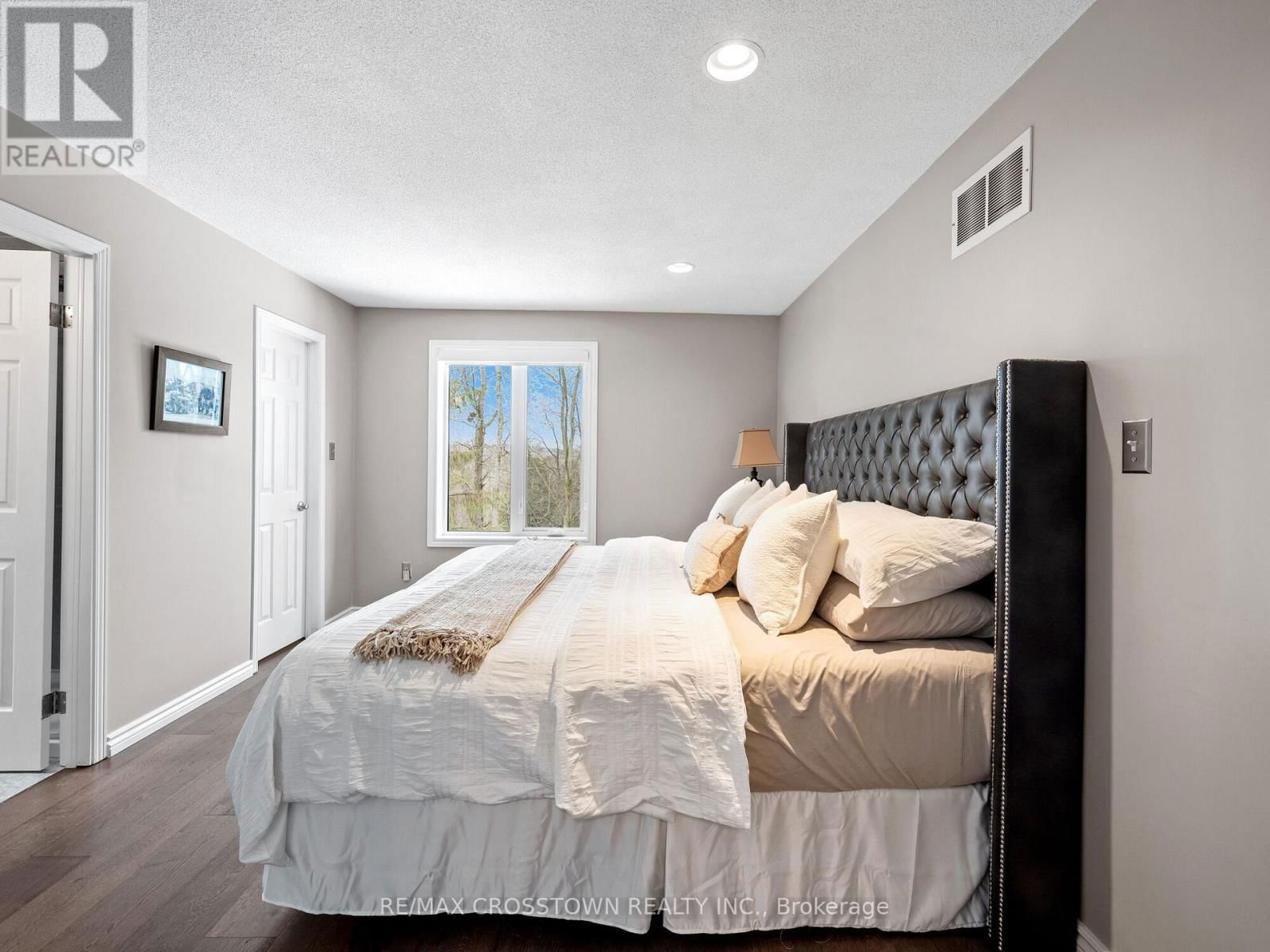 20 VALEWOOD DRIVE Image 23