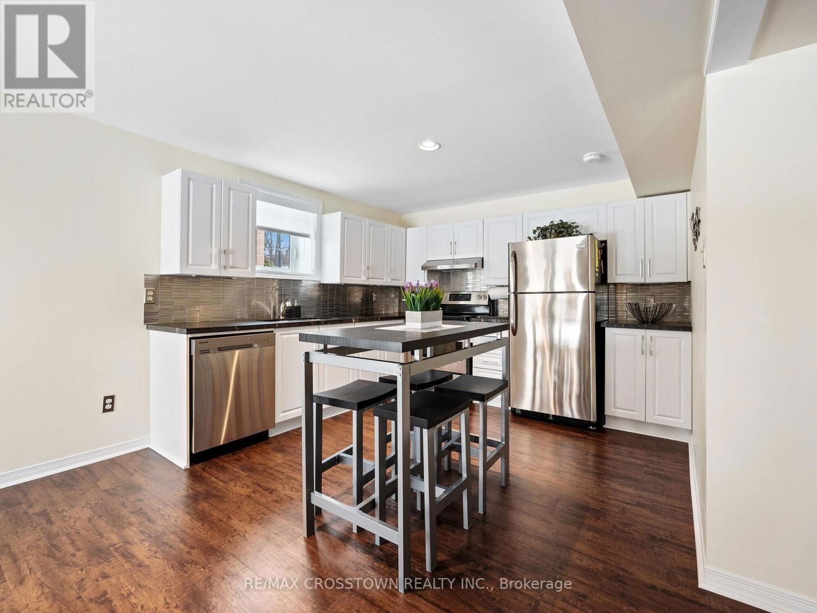 20 VALEWOOD DRIVE Image 36
