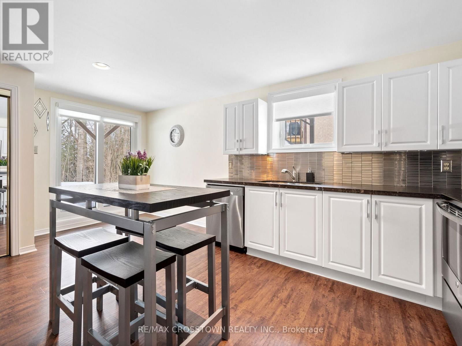20 VALEWOOD DRIVE Image 38