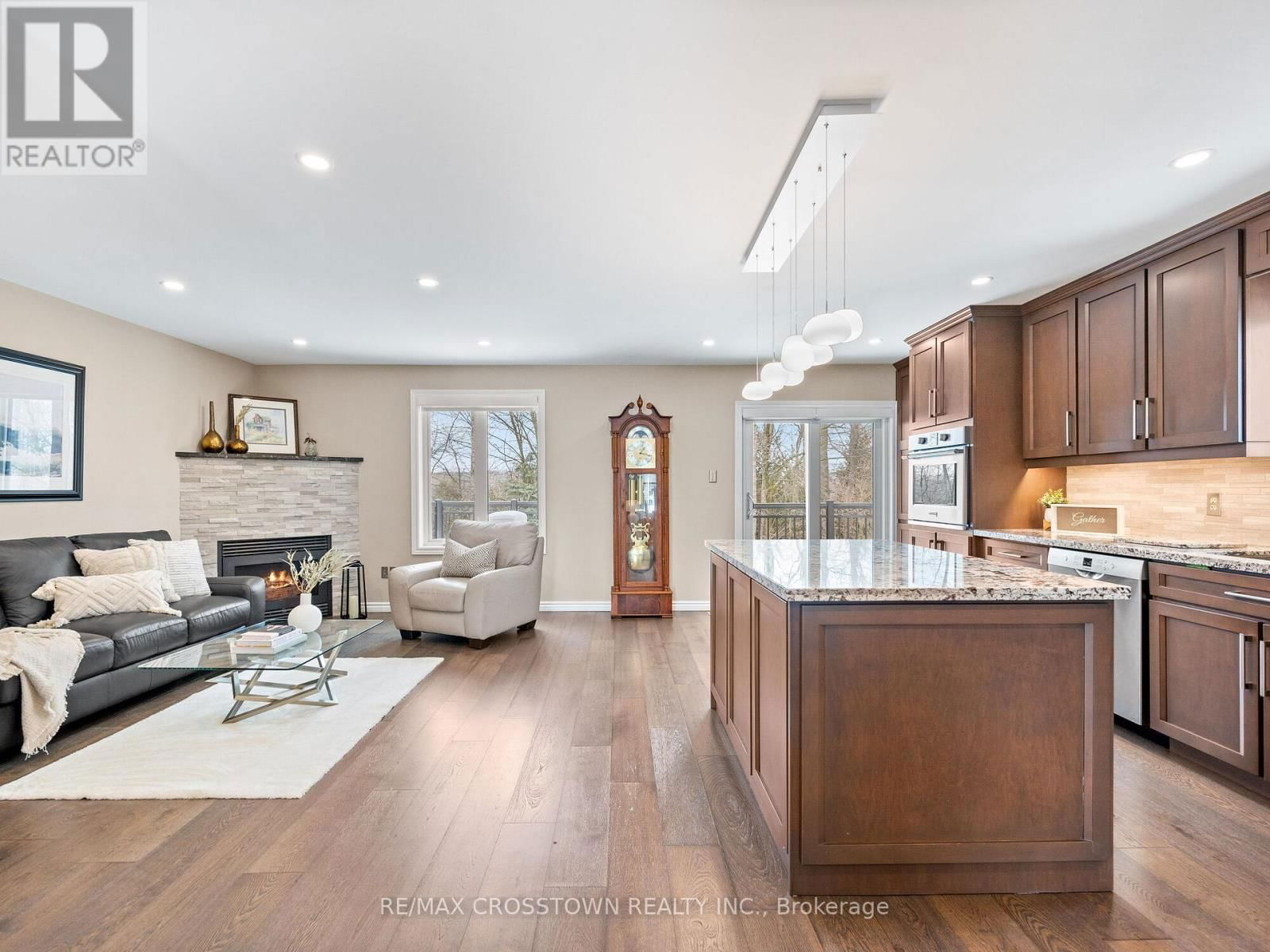 20 VALEWOOD DRIVE Image 8