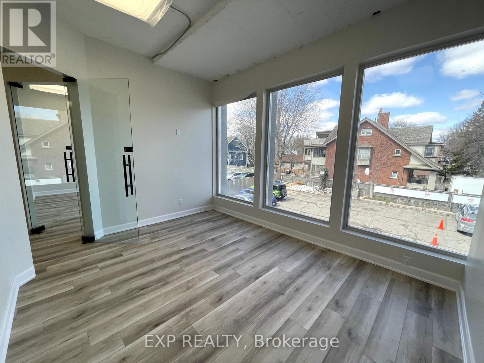 205-4A - 230 LAKESHORE ROAD EAST Image 6