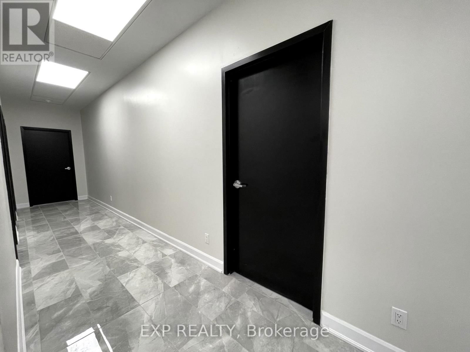 205-4A - 230 LAKESHORE ROAD EAST Image 8
