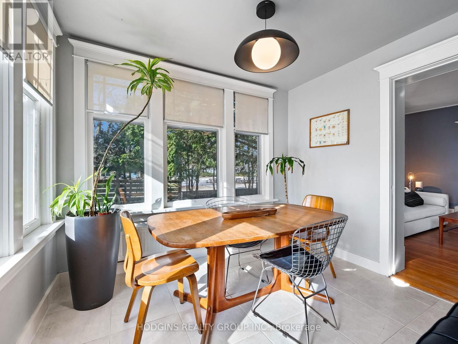 26 BRANT AVENUE Image 14