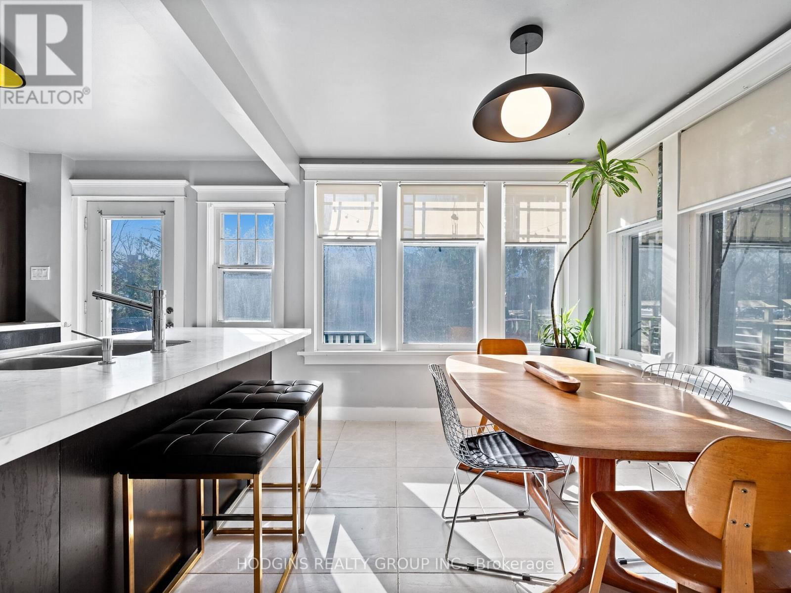26 BRANT AVENUE Image 16