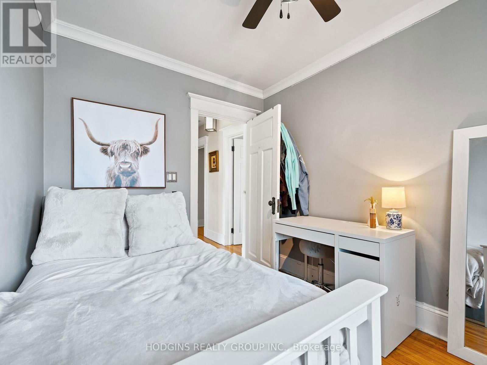 26 BRANT AVENUE Image 19