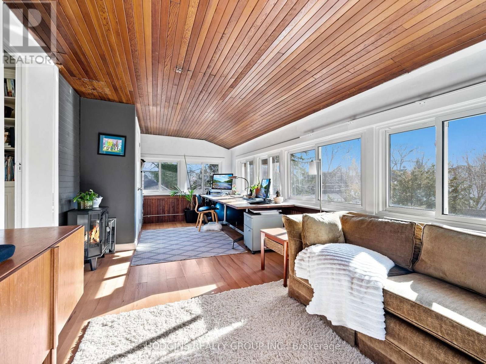 26 BRANT AVENUE Image 24