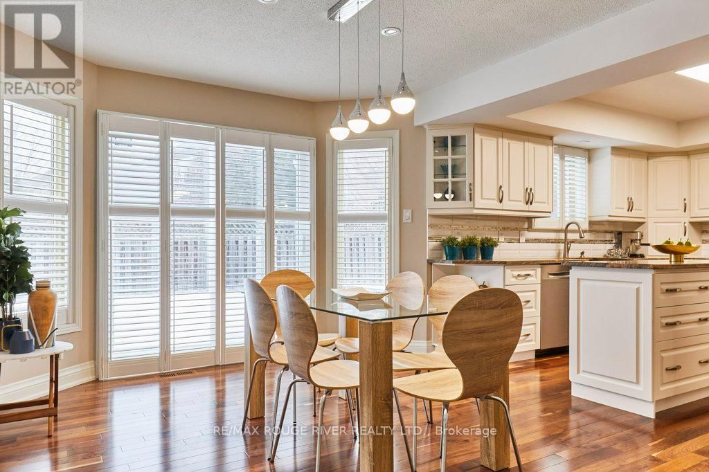 1161 GLENASHTON DRIVE Image 13