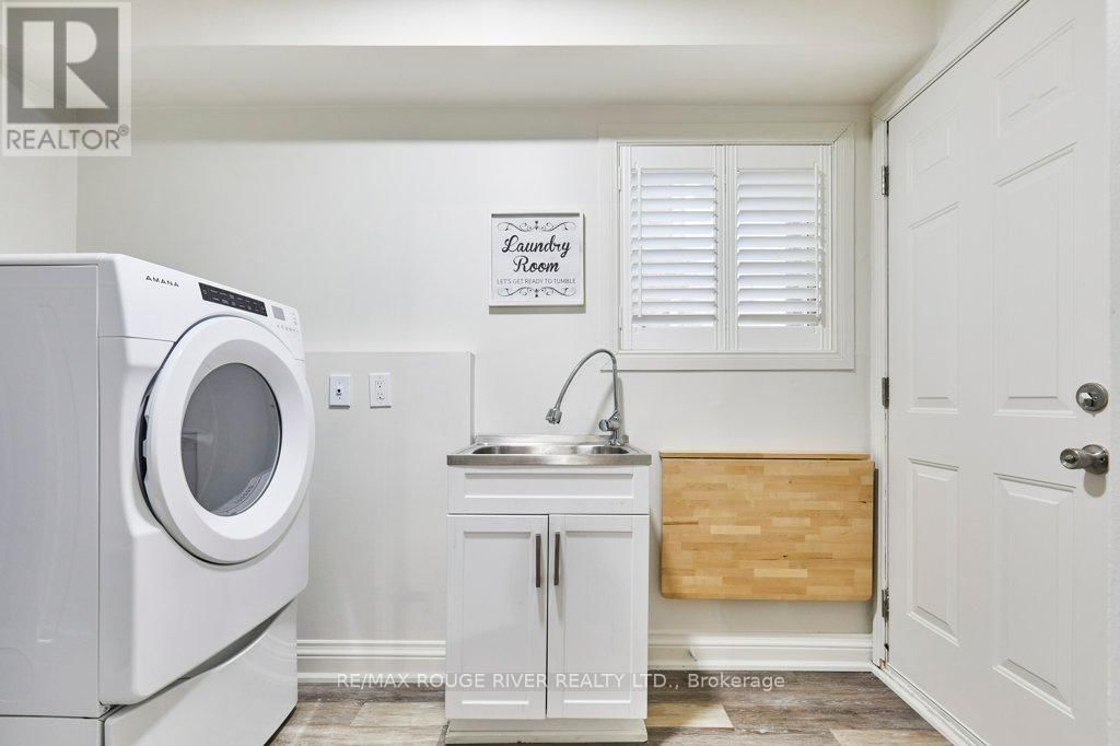 1161 GLENASHTON DRIVE Image 21