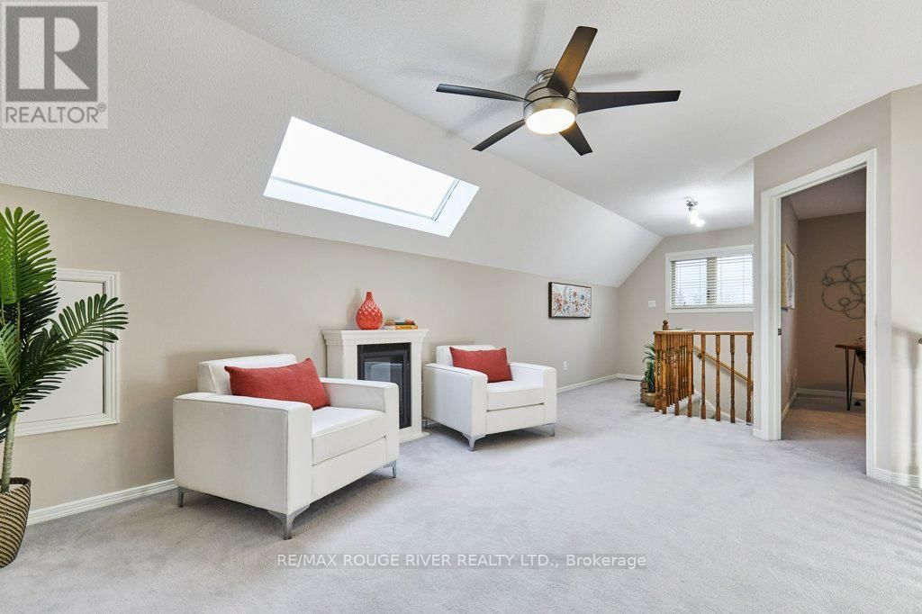 1161 GLENASHTON DRIVE Image 35