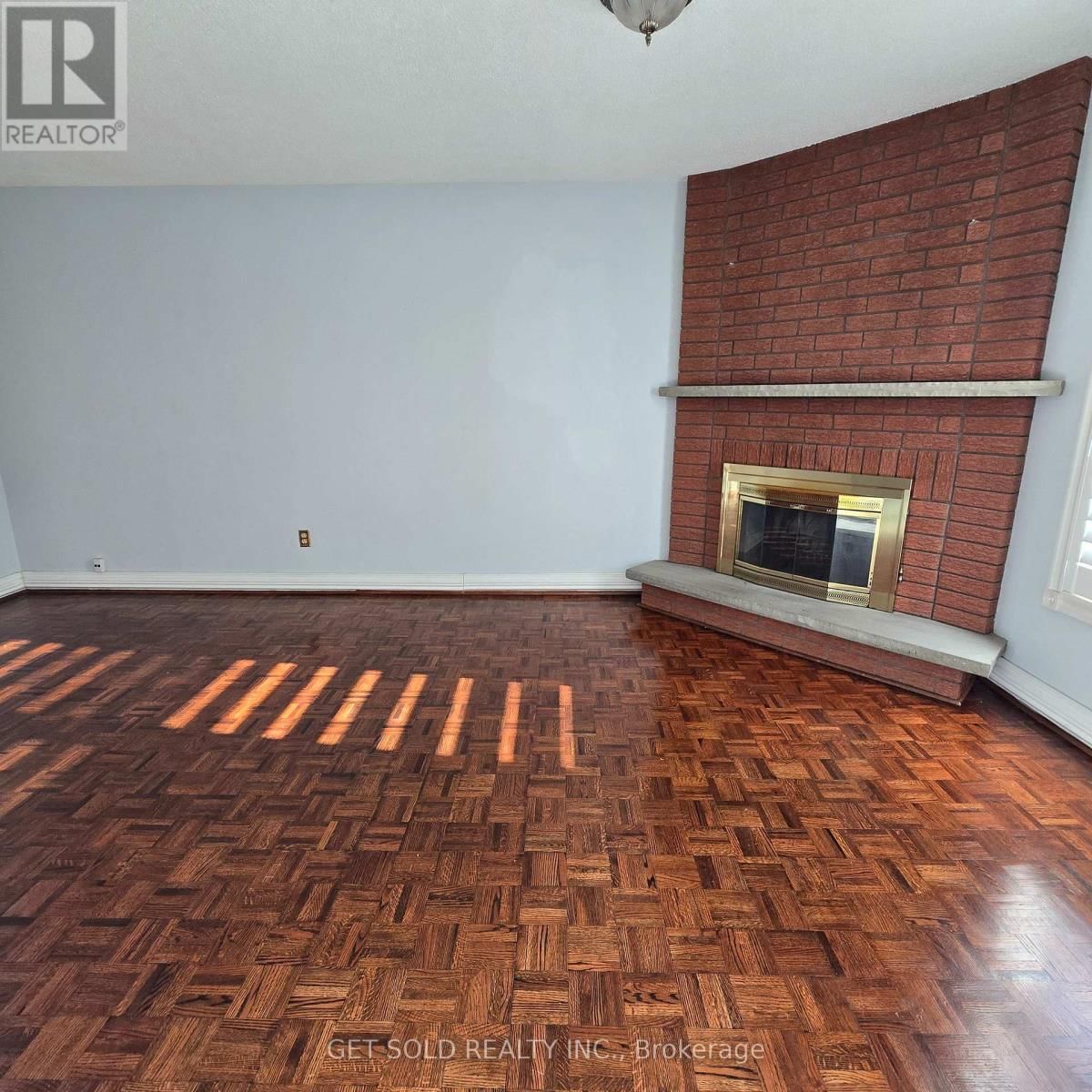 372 FAIRVIEW ROAD WEST Image 11
