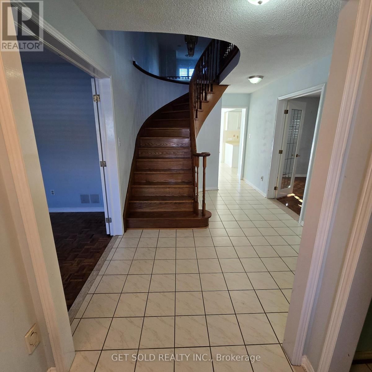 372 FAIRVIEW ROAD WEST Image 4