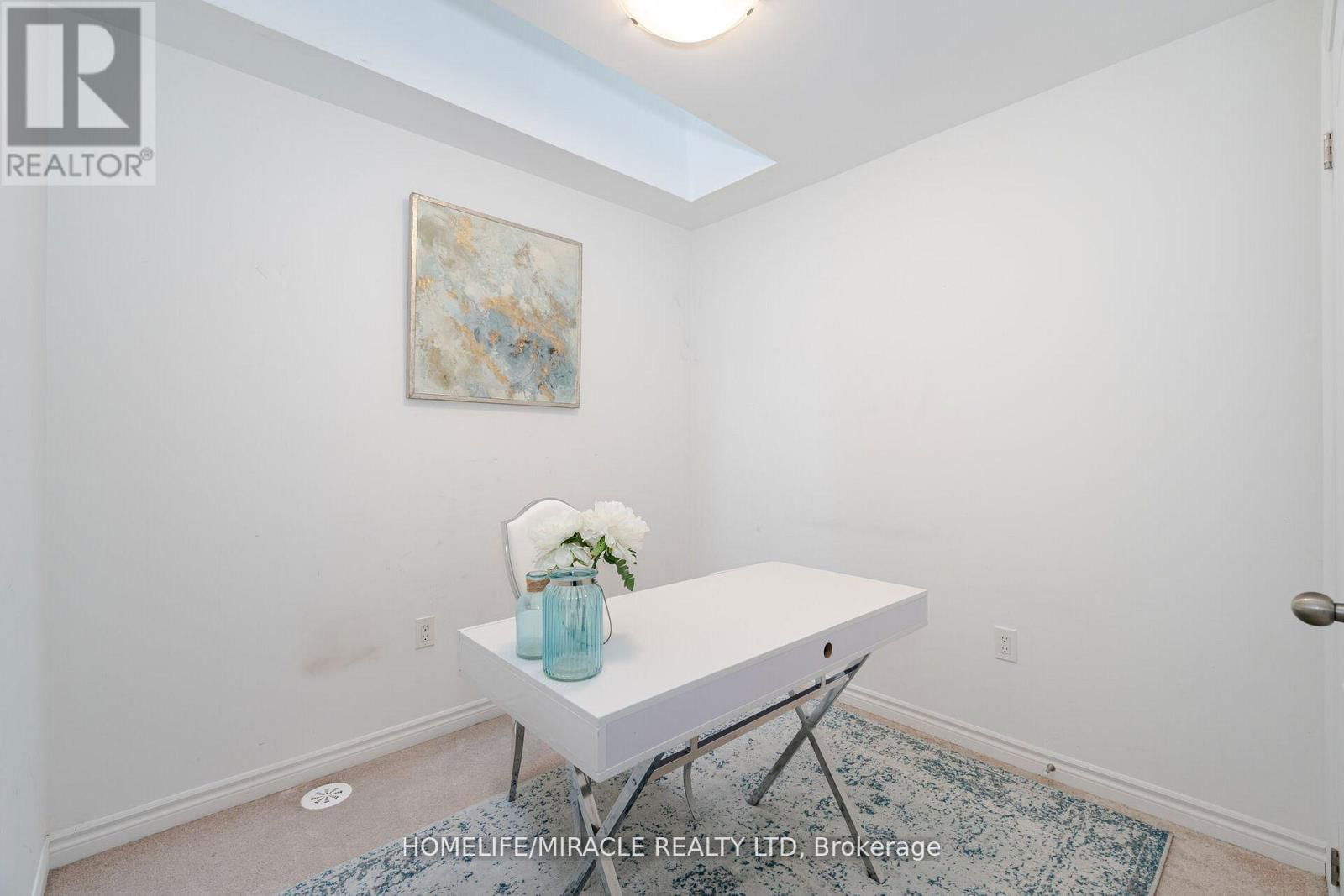 30 WATERVILLE WAY Image 29