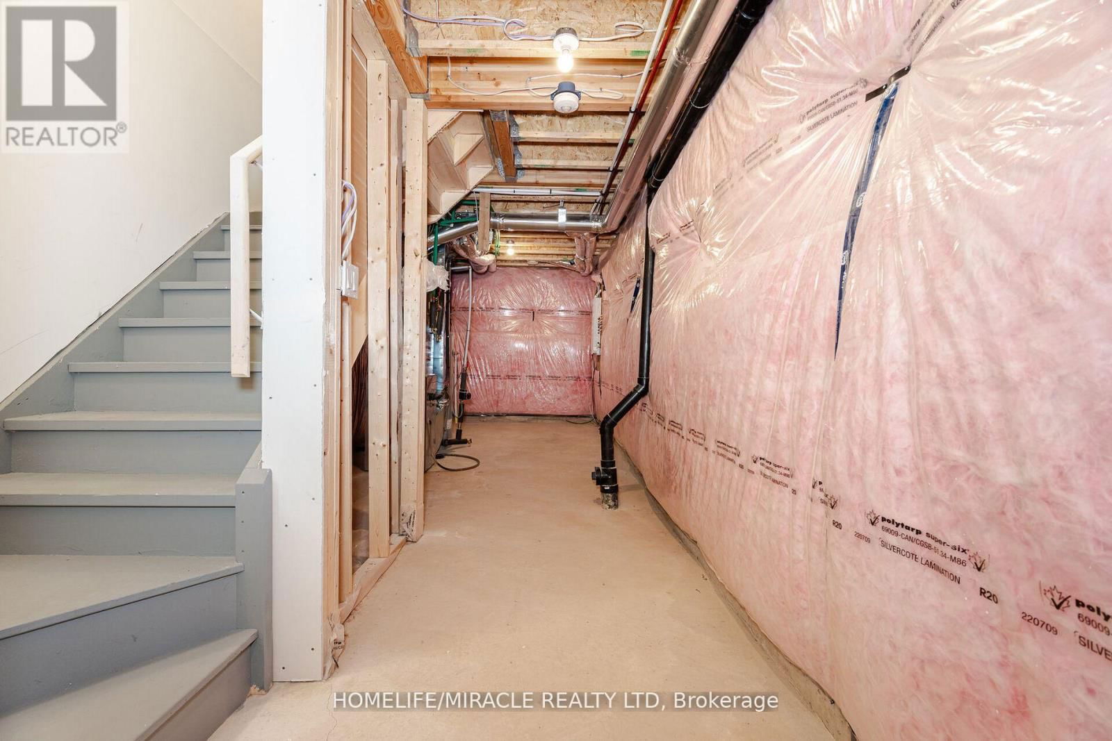 30 WATERVILLE WAY Image 34