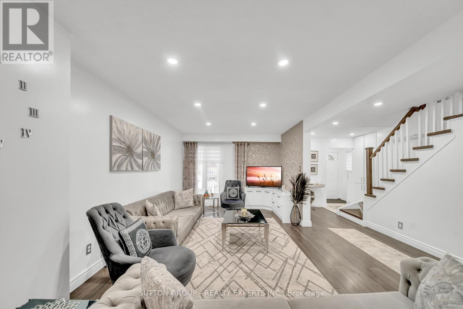 156 FANSHAWE DRIVE NORTH Image 9