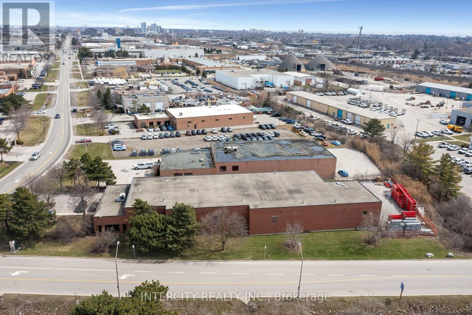 1132 SOUTH SERVICE ROAD WEST Image 30