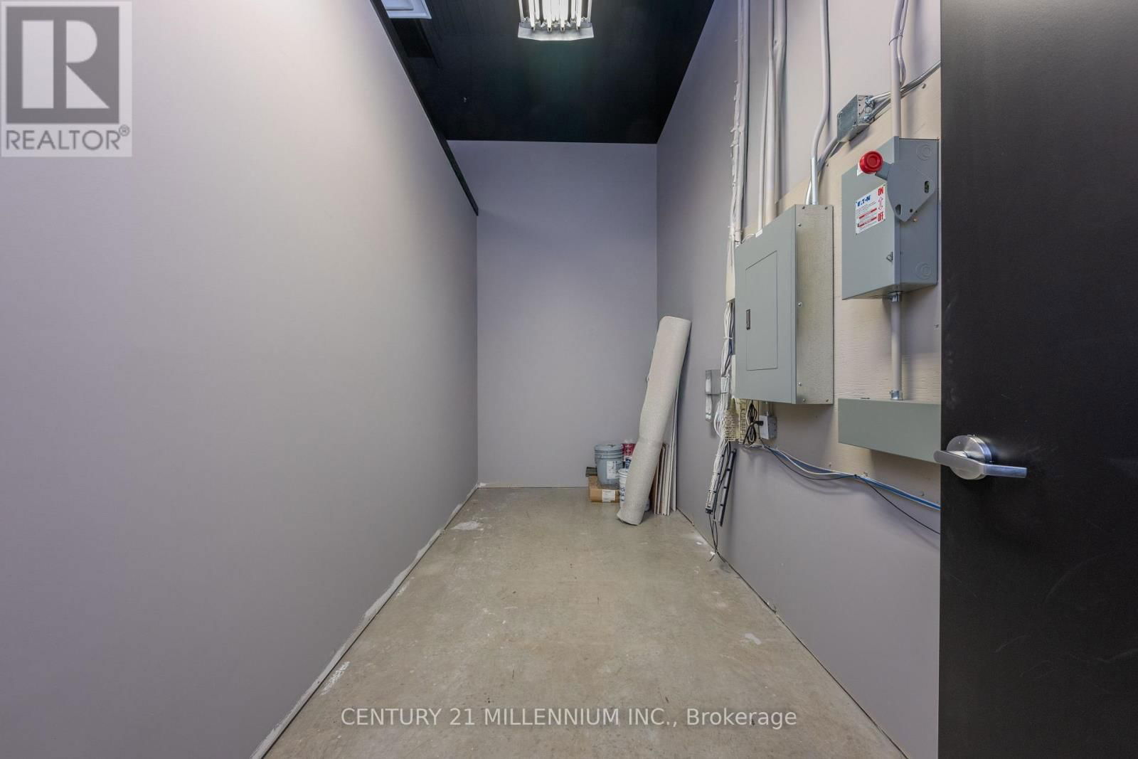103 - 685 RIDDELL ROAD Image 13