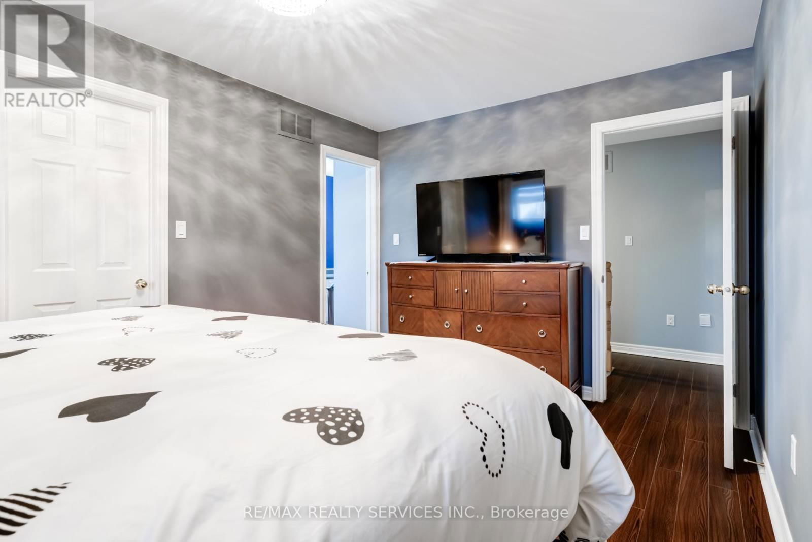 3883 PARTITION ROAD Image 21