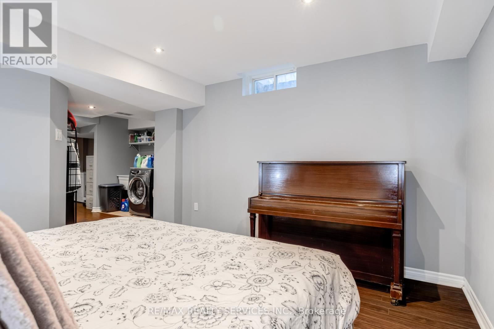 3883 PARTITION ROAD Image 33
