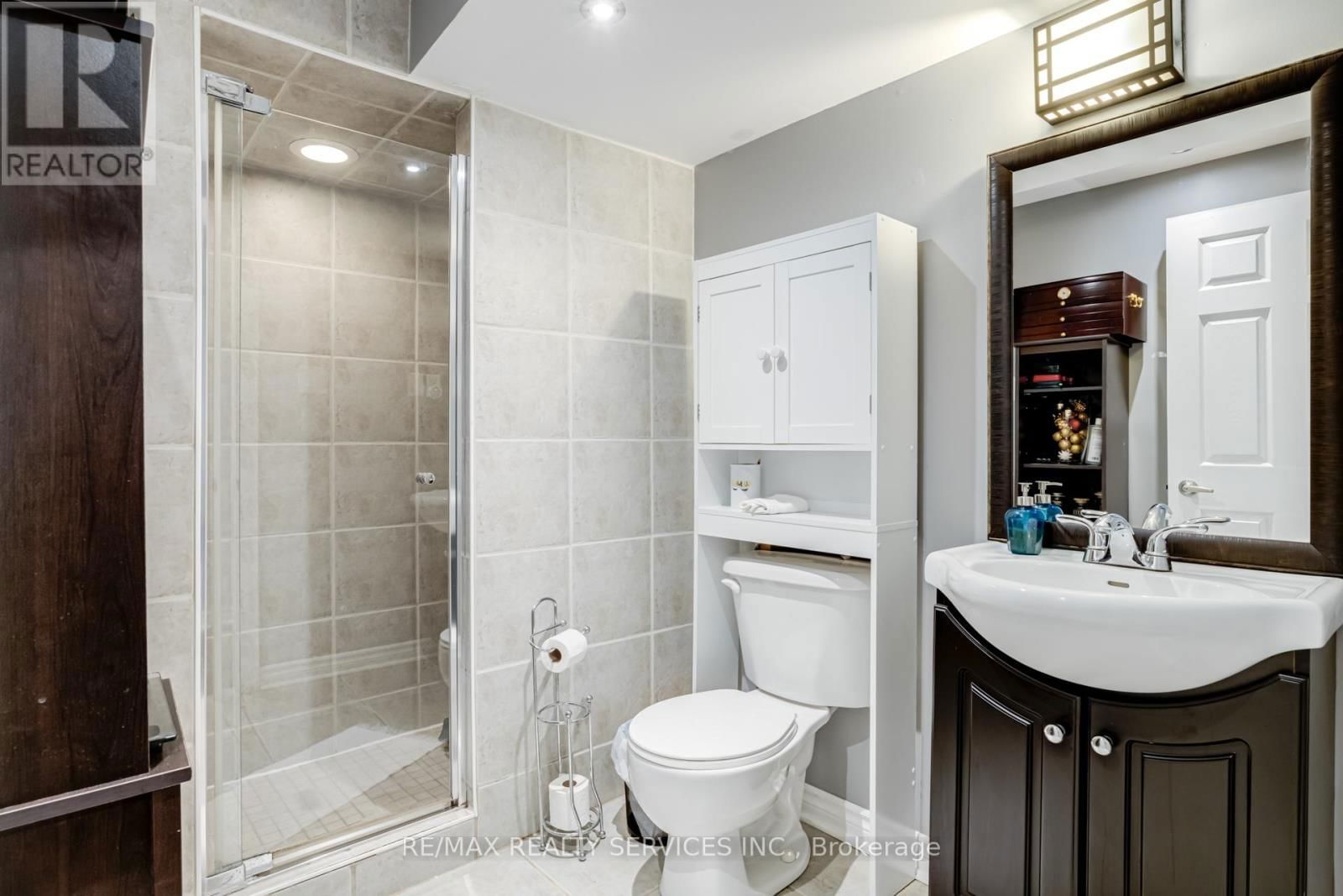 3883 PARTITION ROAD Image 34