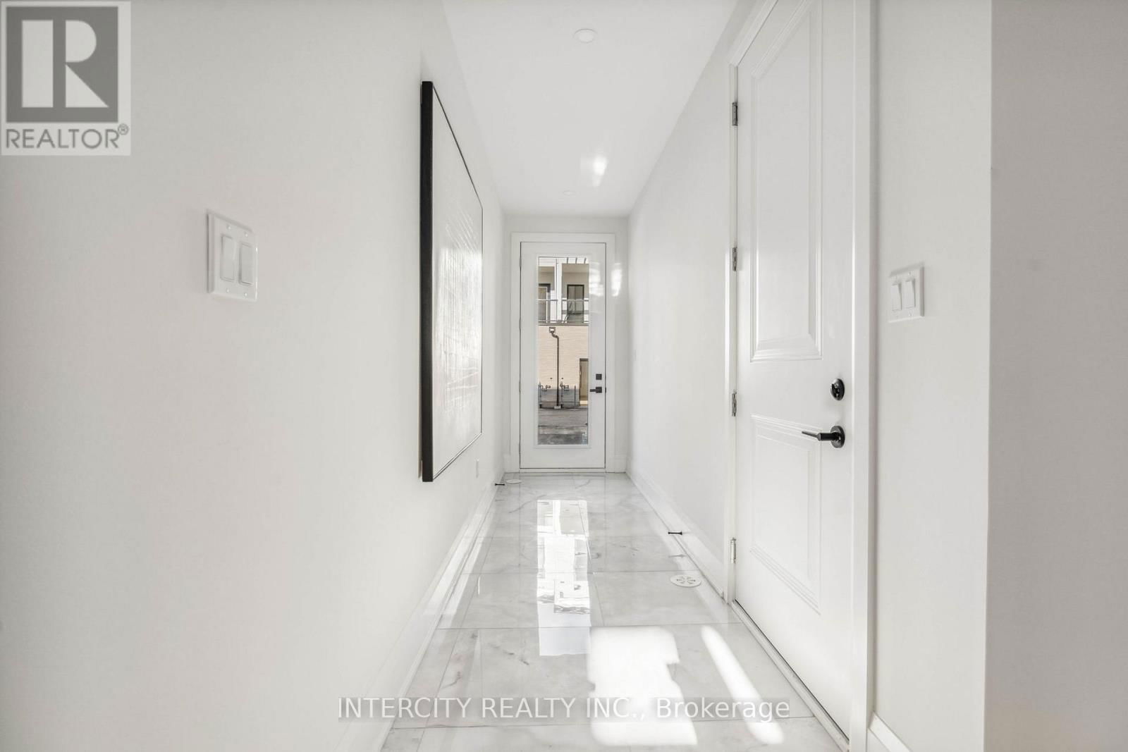5 - 138 EAST STREET Image 7
