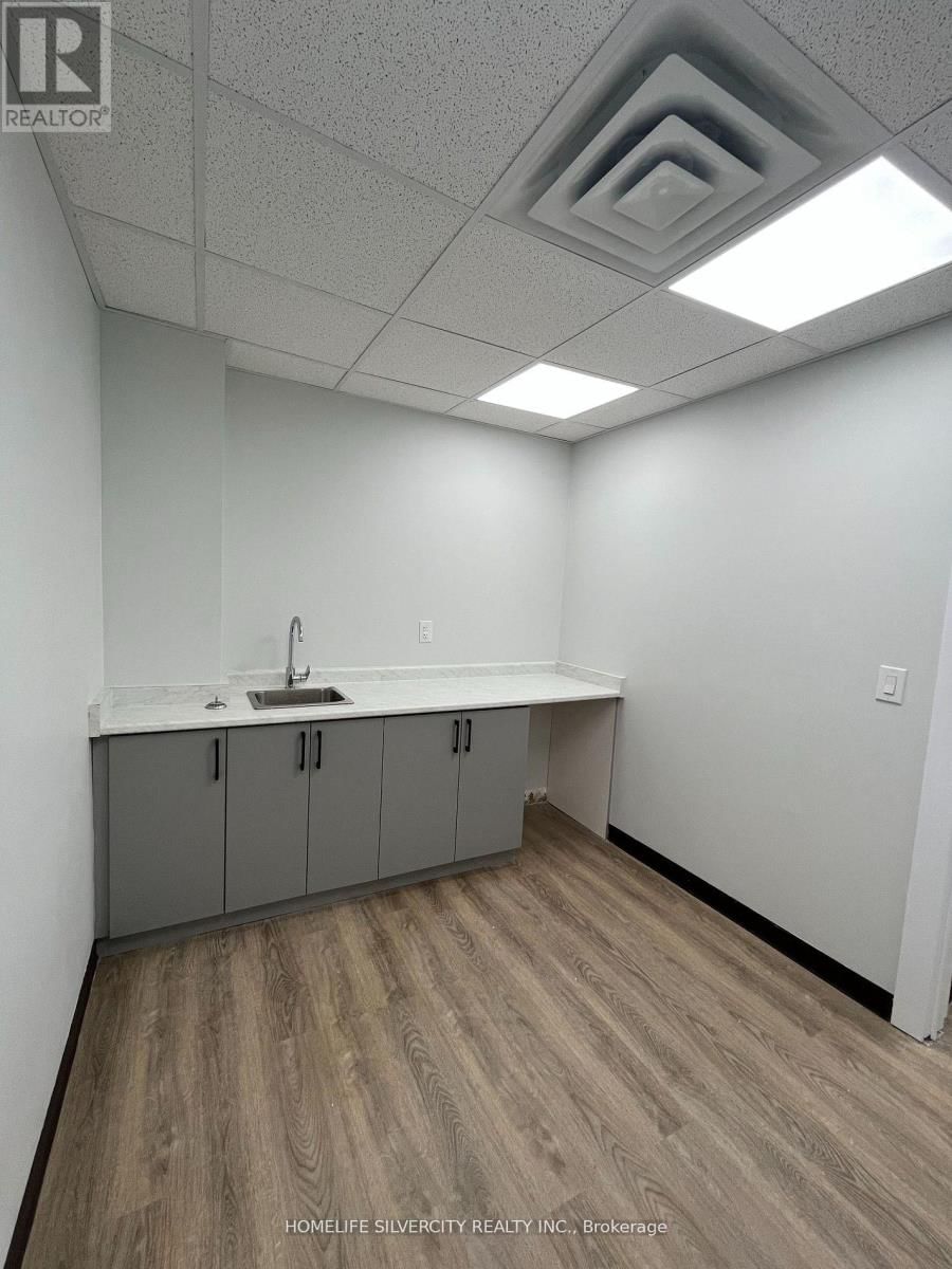 B3 - 10095 BRAMALEA ROAD Image 11