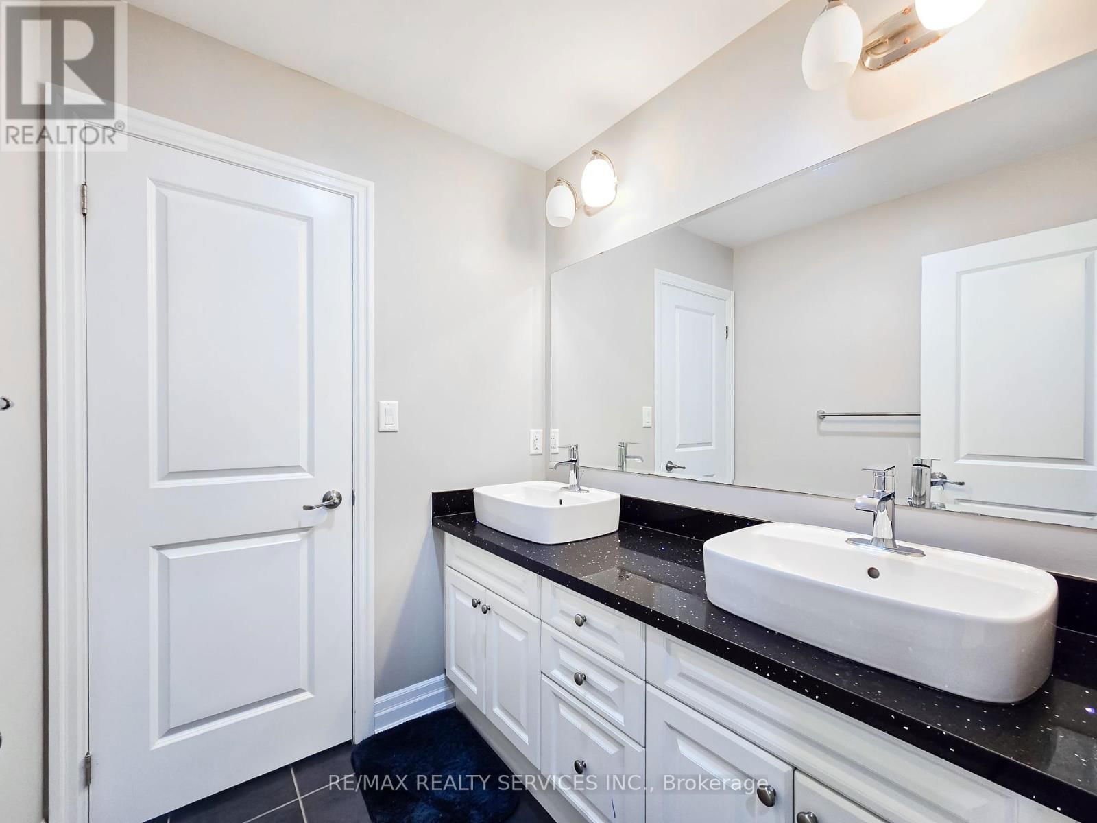 3196 CARDING MILL TRAIL Image 14