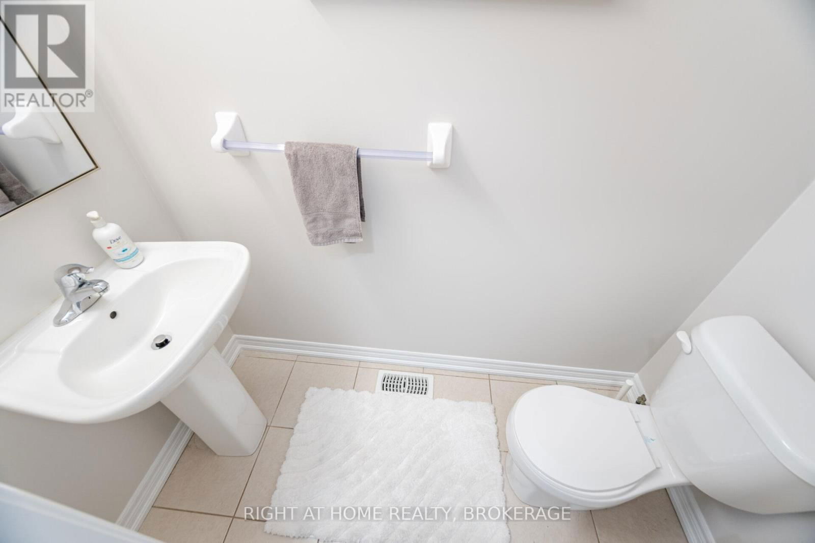 1328 GRANROCK CRESCENT Image 21