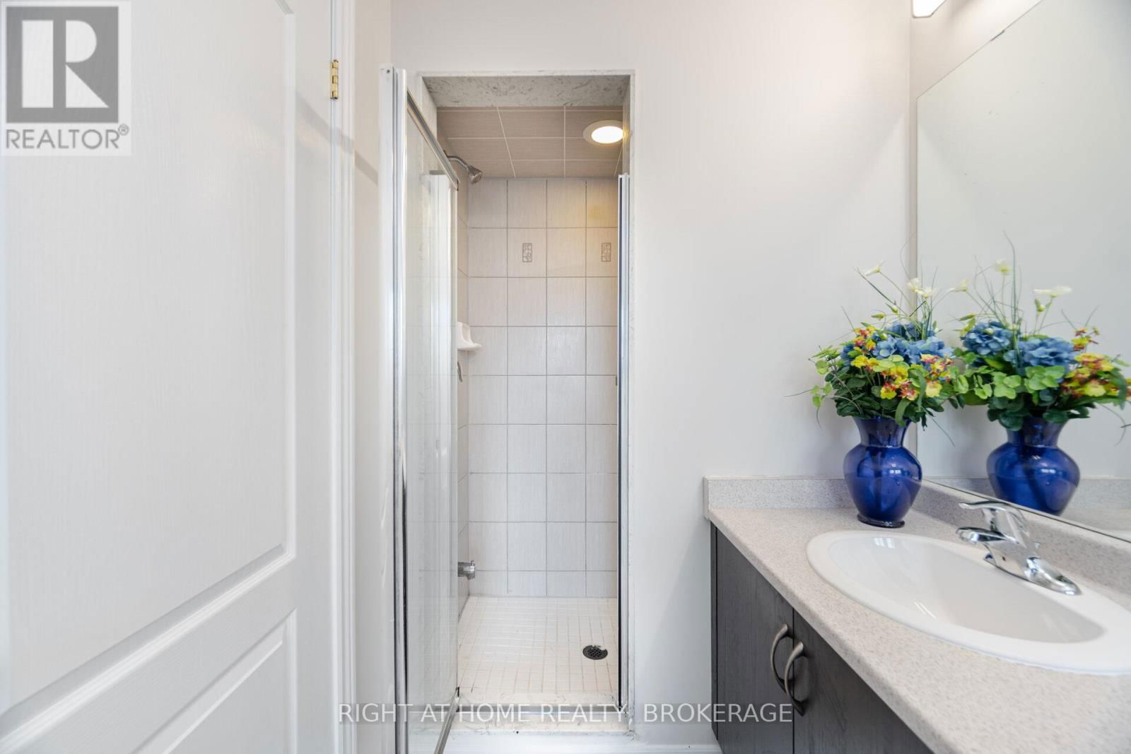 1328 GRANROCK CRESCENT Image 30