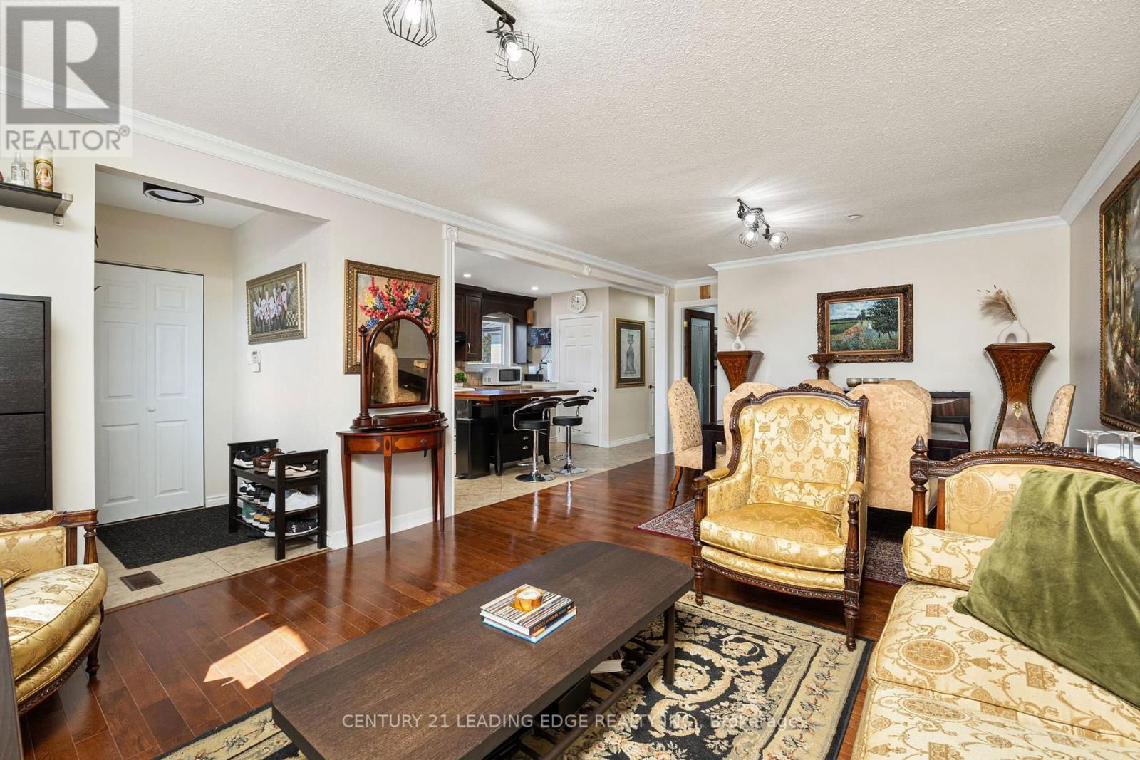 38 WHEATSHEAF CRESCENT Image 11