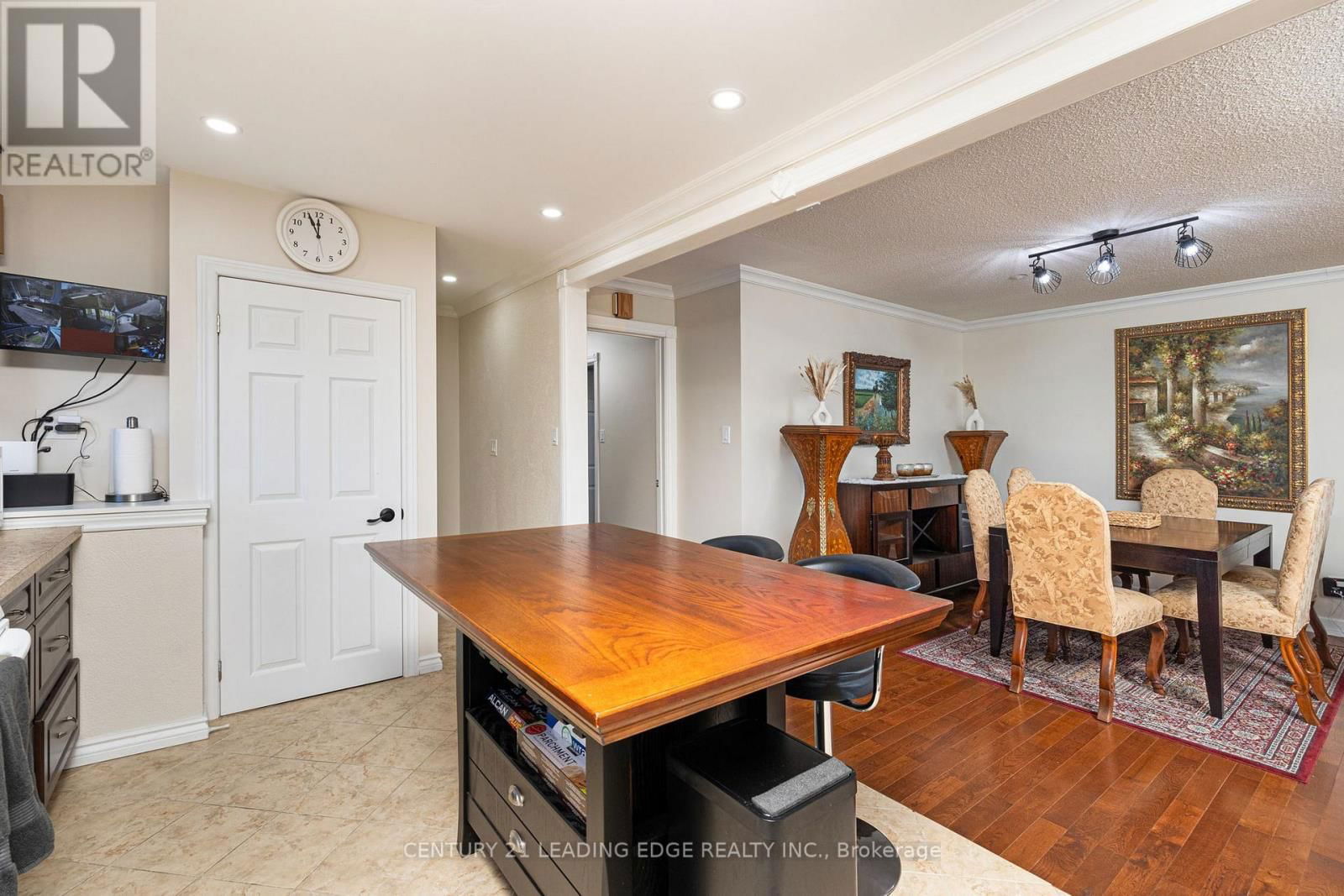 38 WHEATSHEAF CRESCENT Image 15