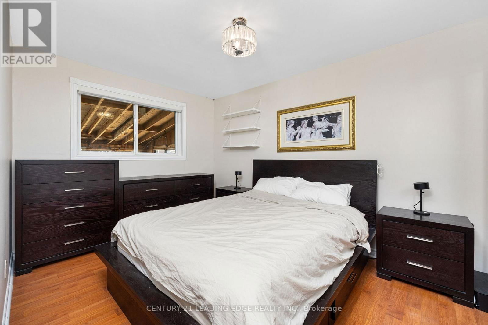 38 WHEATSHEAF CRESCENT Image 17