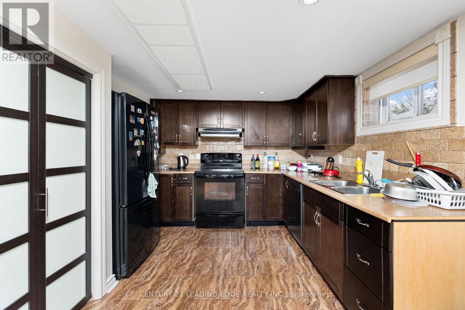 38 WHEATSHEAF CRESCENT Image 24