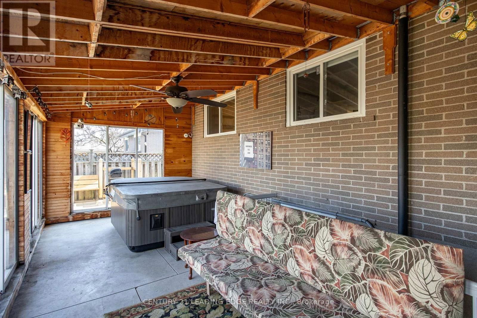 38 WHEATSHEAF CRESCENT Image 37
