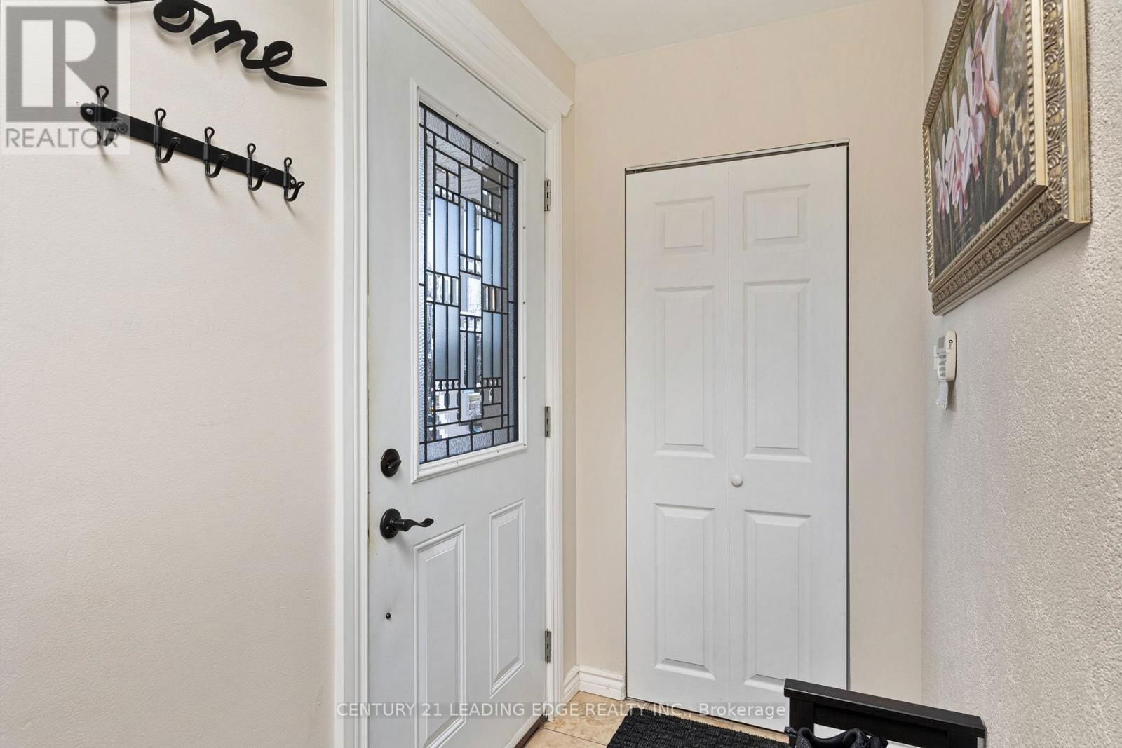 38 WHEATSHEAF CRESCENT Image 5