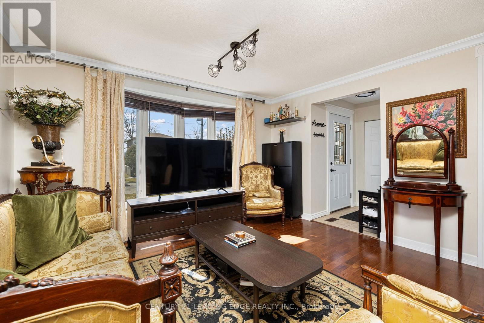38 WHEATSHEAF CRESCENT Image 6