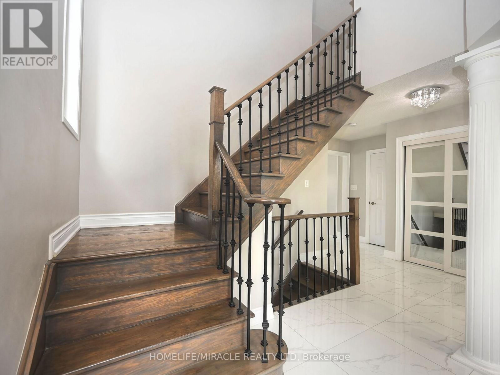 Main - 971 KENNEDY CIRCLE Image 20