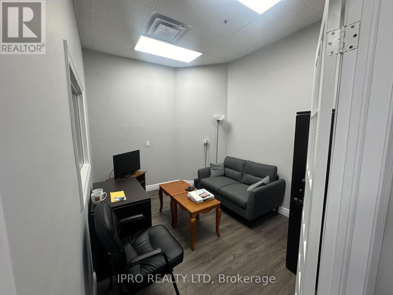 26 - 1310 MID-WAY BOULEVARD Image 4