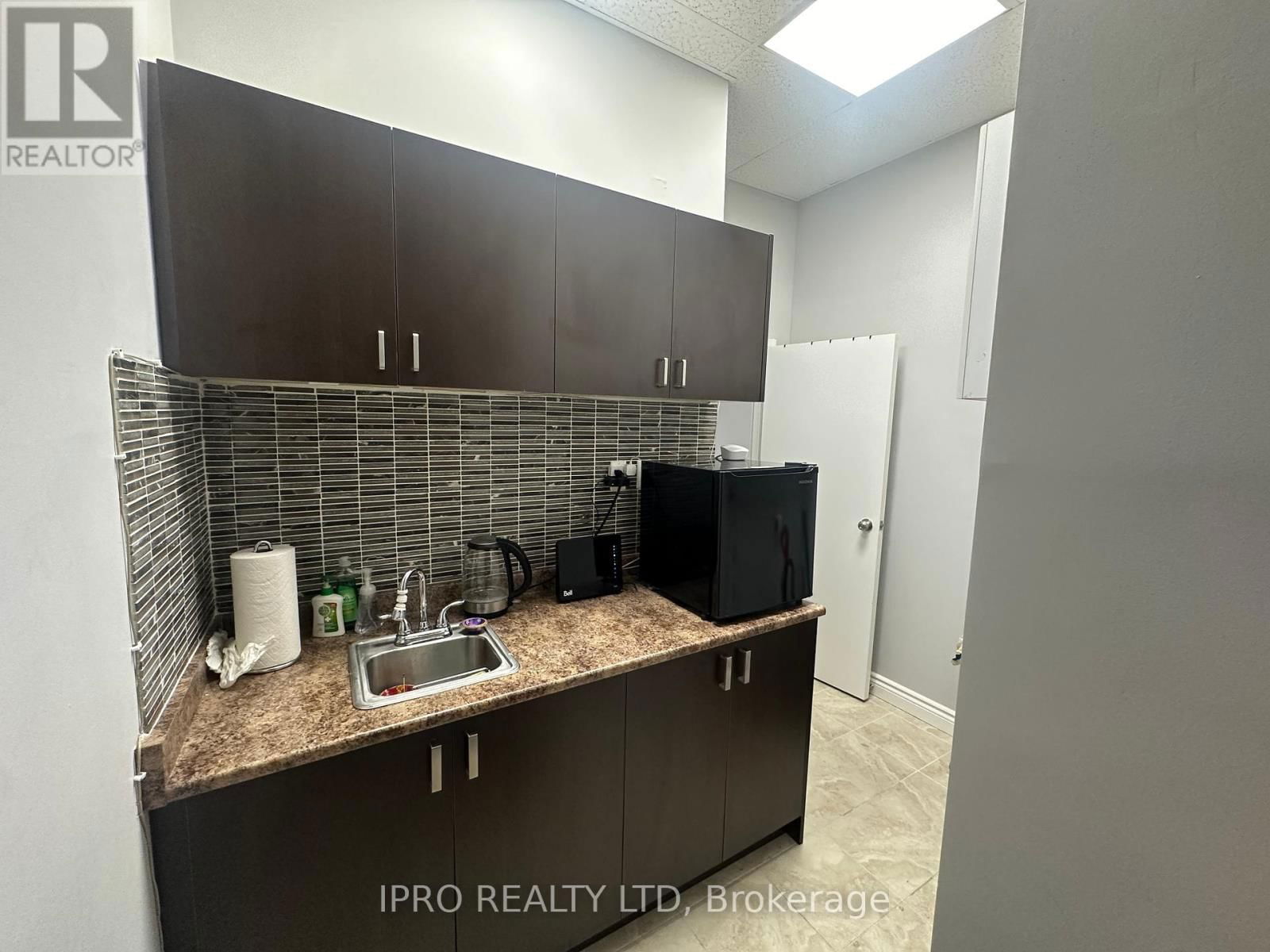 26 - 1310 MID-WAY BOULEVARD Image 8