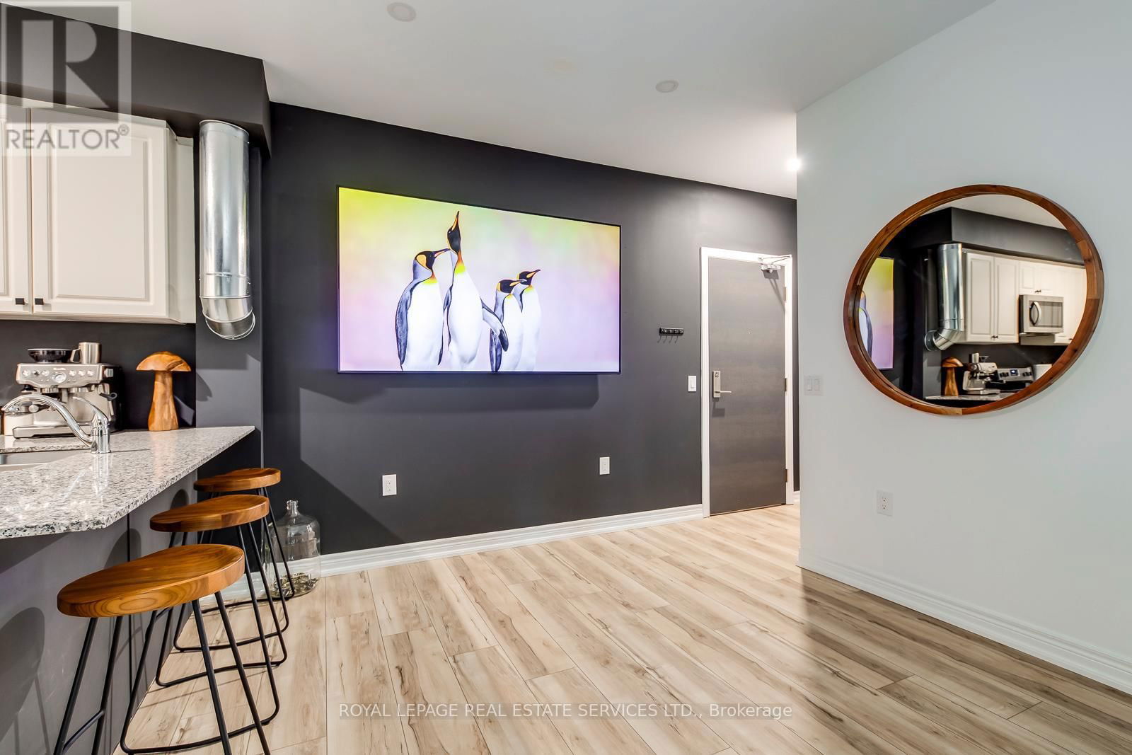 302 - 2393 BRONTE ROAD Image 13