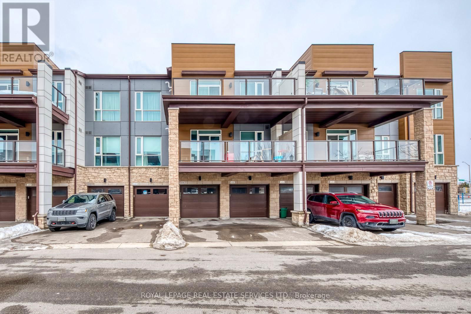 302 - 2393 BRONTE ROAD Image 3