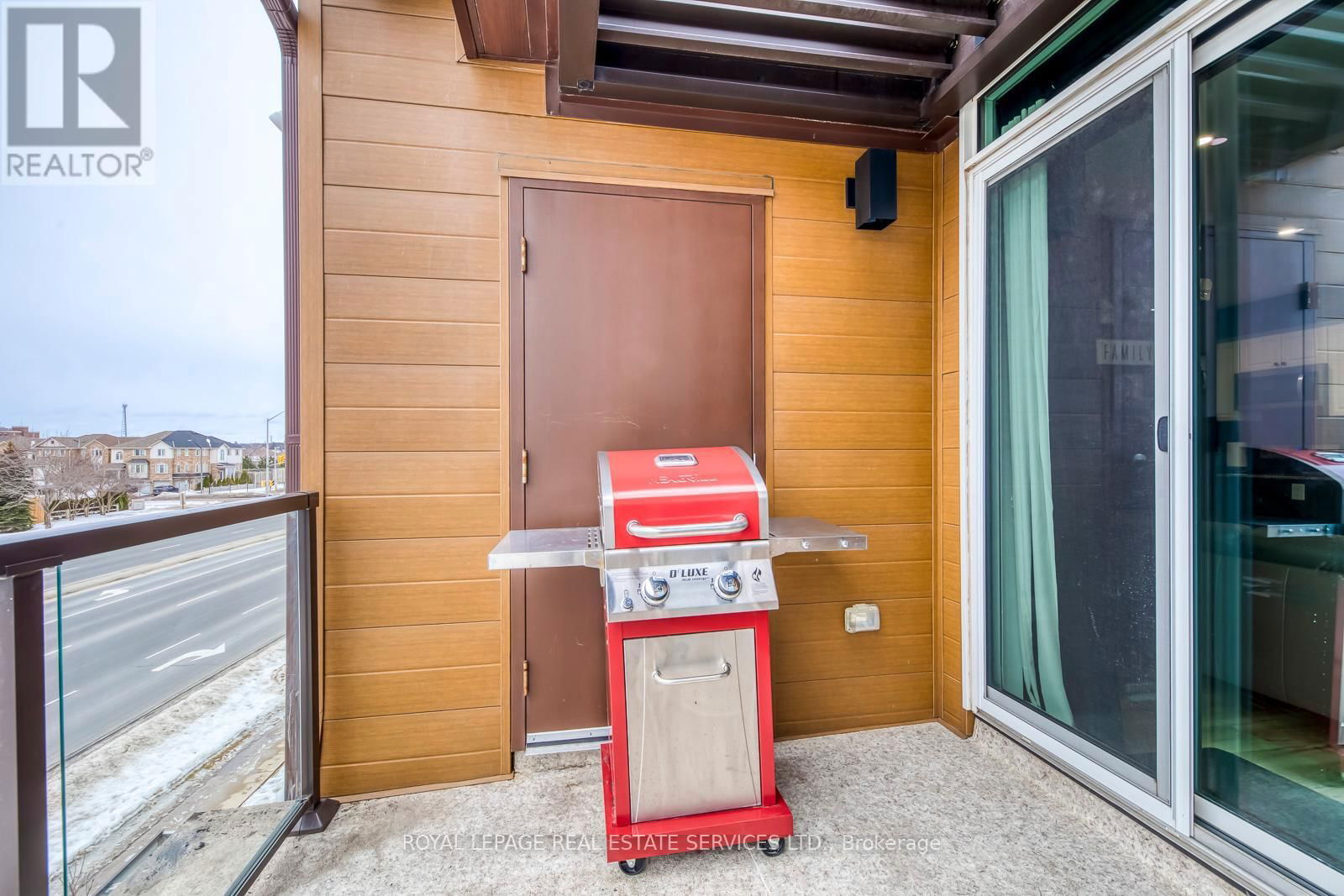 302 - 2393 BRONTE ROAD Image 31