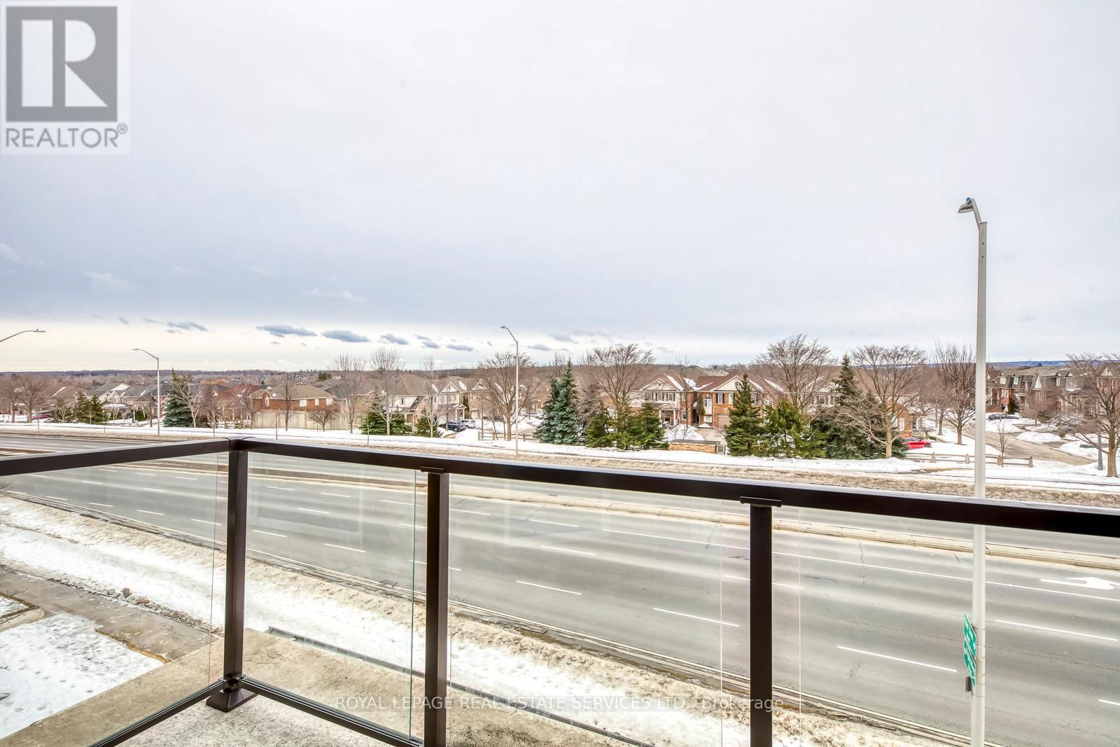 302 - 2393 BRONTE ROAD Image 32