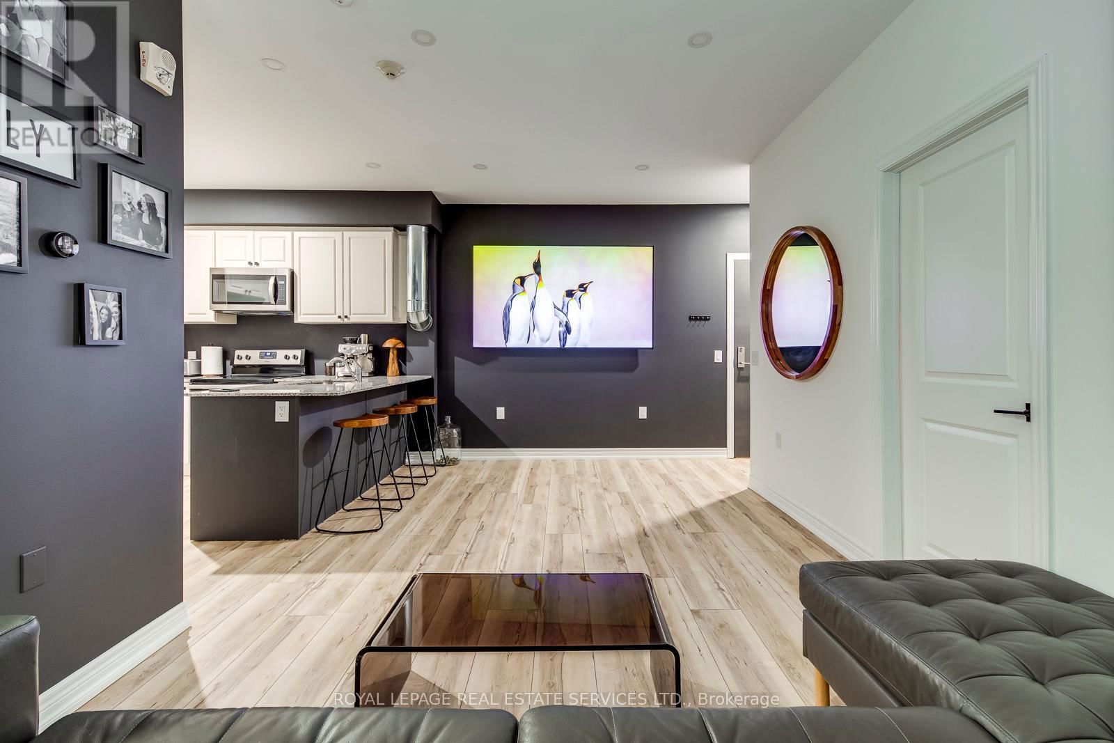 302 - 2393 BRONTE ROAD Image 8