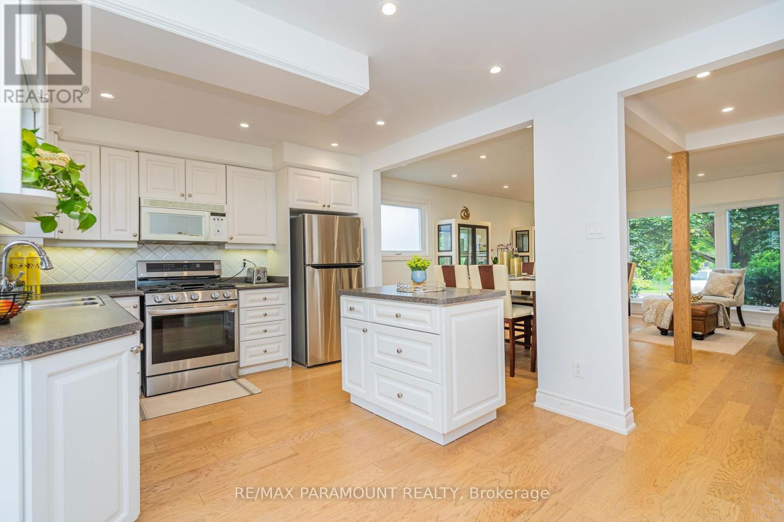 43 BROMLEY CRESCENT Image 18