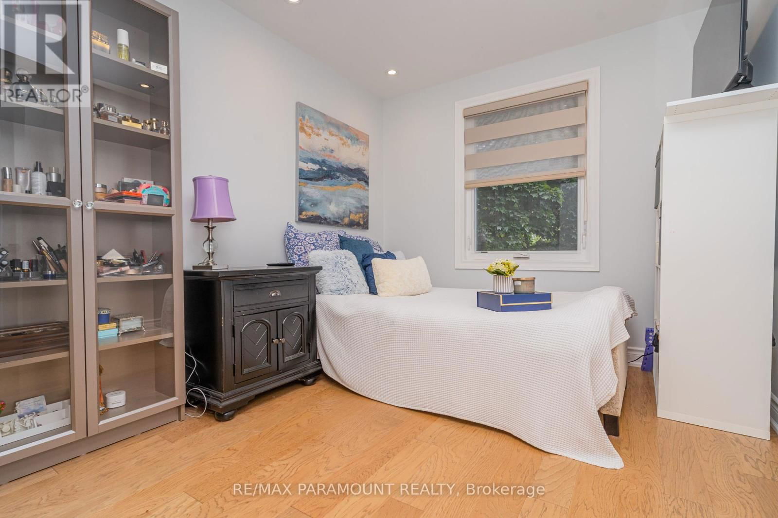 43 BROMLEY CRESCENT Image 26
