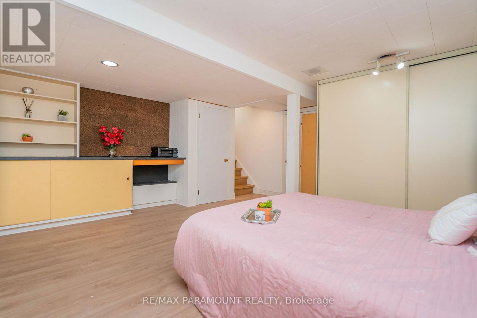 43 BROMLEY CRESCENT Image 30