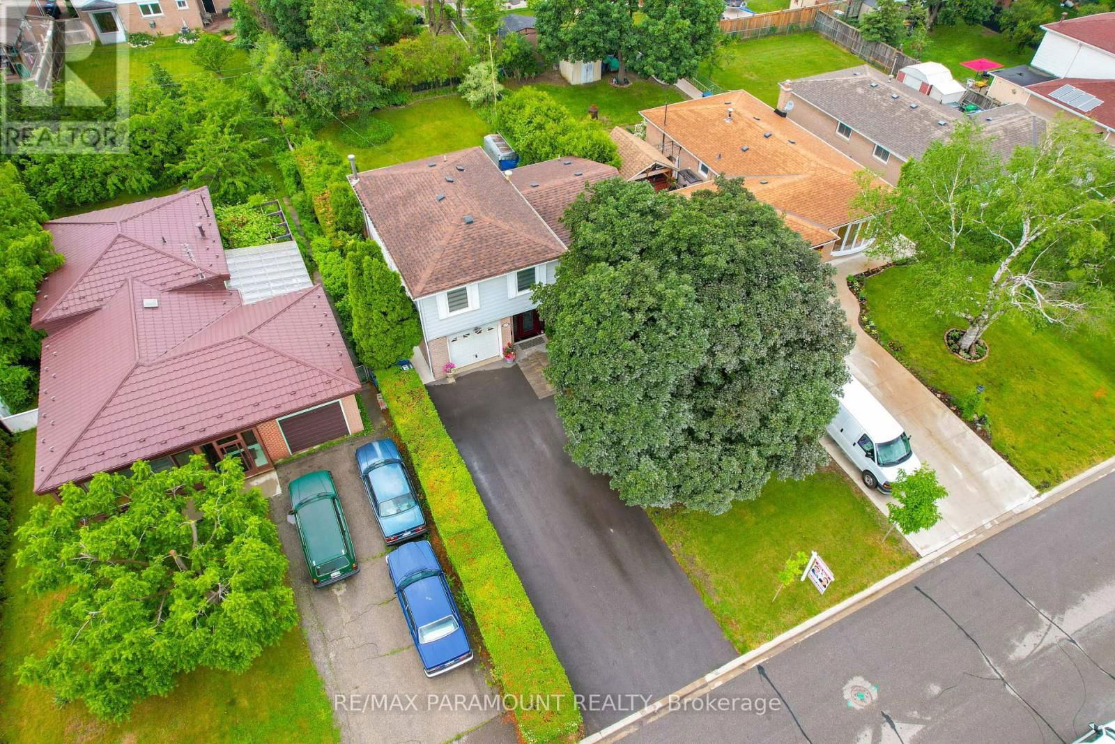 43 BROMLEY CRESCENT Image 35