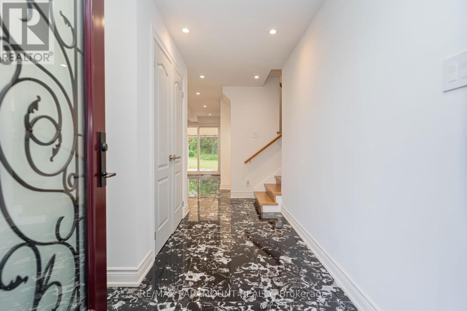 43 BROMLEY CRESCENT Image 4