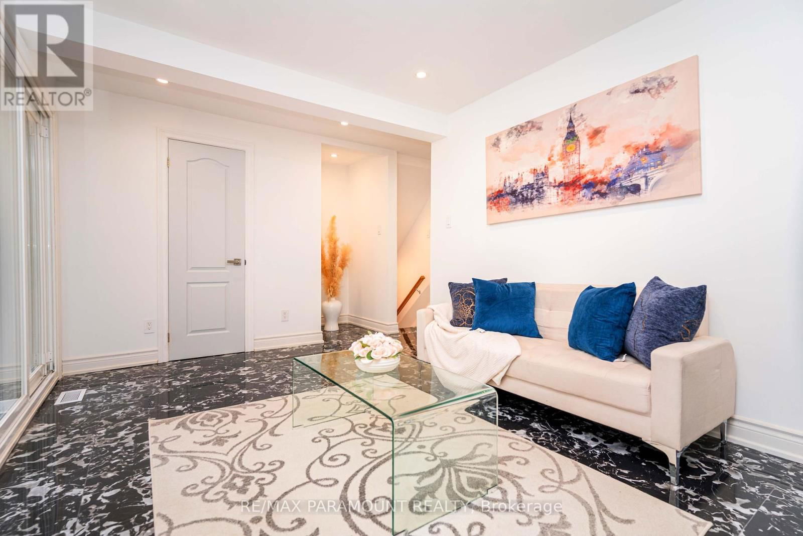 43 BROMLEY CRESCENT Image 6